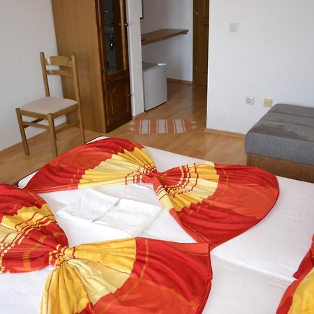 Guest House Morski Val 巴尔 外观 照片